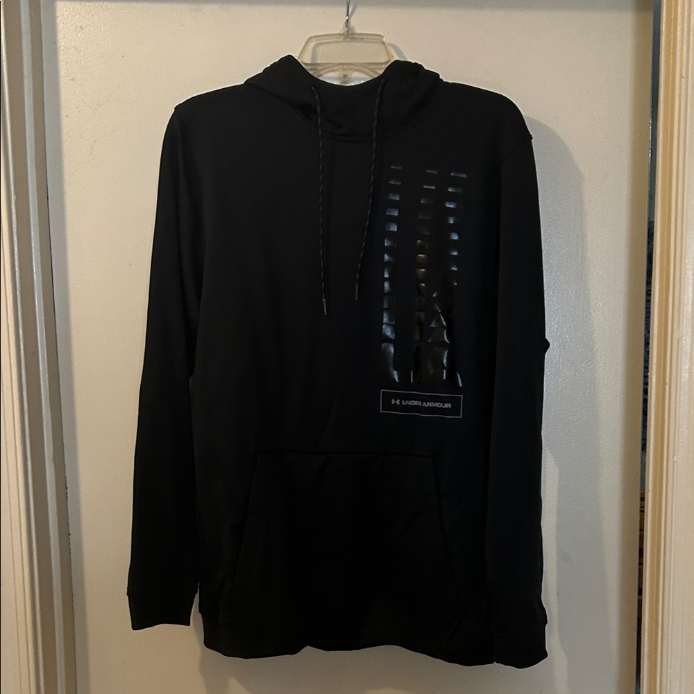 Under Armour Men's Black Pullover Hoodie